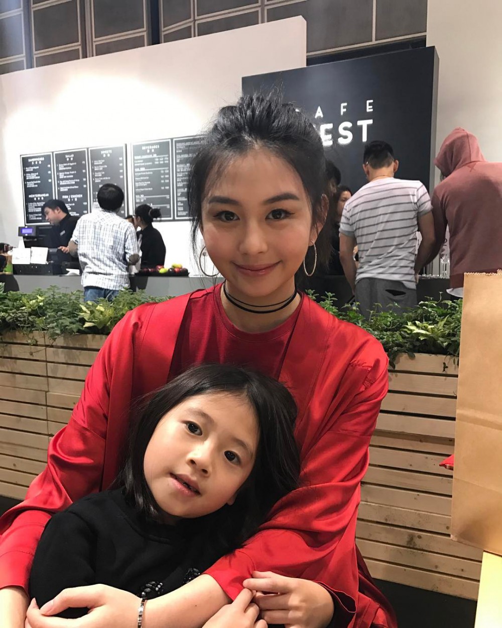 17494596_592015317659022_7042299953598693376_n