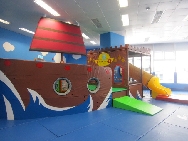 东涌文东路体育馆