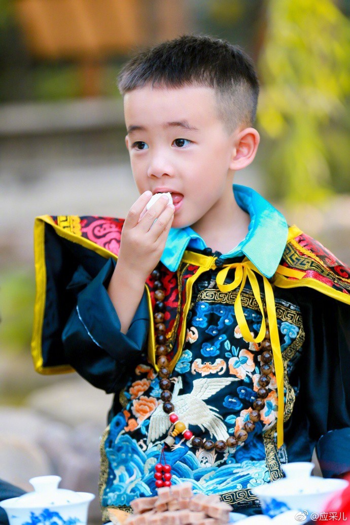 4ab6c391gy1fk63c402obj20qo140qcp