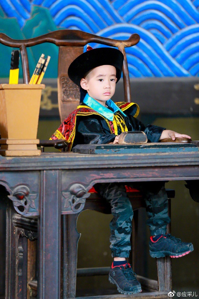 4ab6c391gy1fk63c4c636j20qo140k14