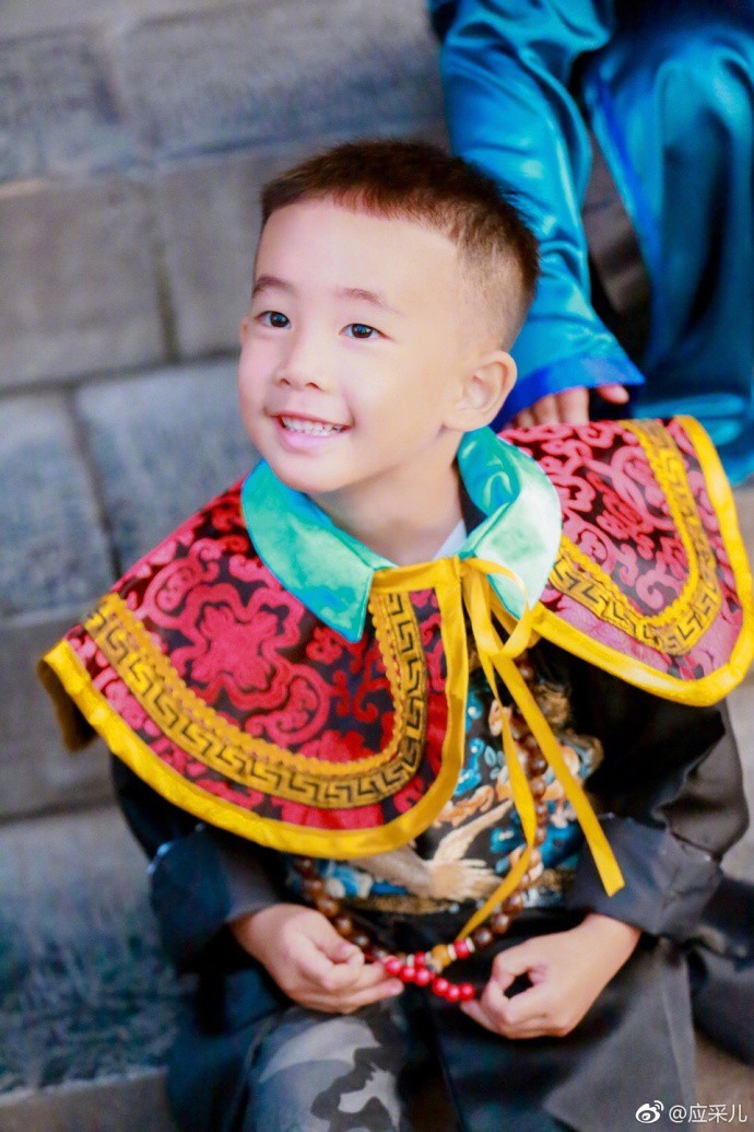 4ab6c391gy1fk63c6msptj20qo140ti5