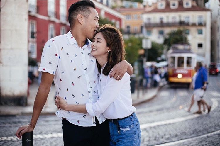 b_124405249959e855aa203be