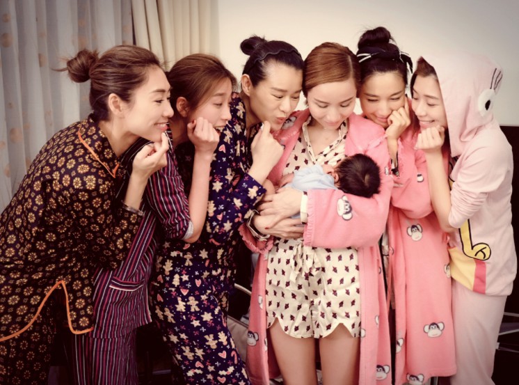 23316421_946003402218456_2580383143436117881_n