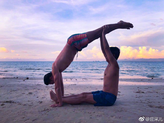 4ab6c391gy1fll022b8r8j21400u0x1n