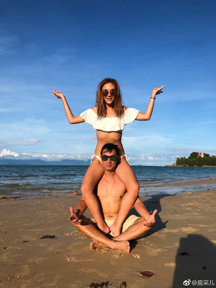 4ab6c391gy1flmbbohsvcj21w02iob2e