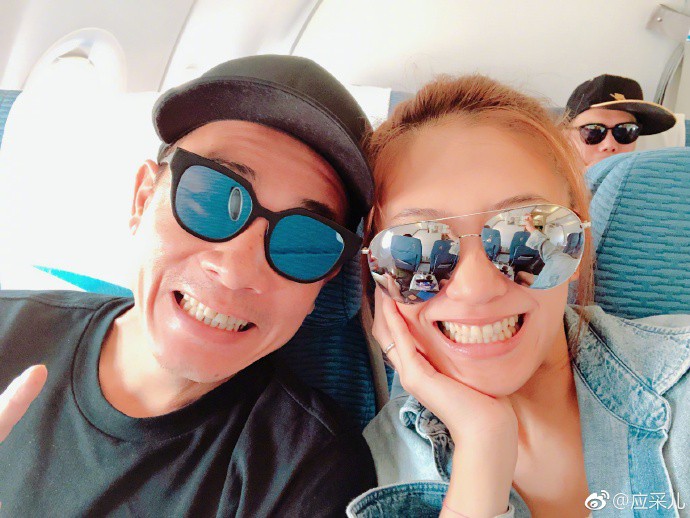 4ab6c391gy1flmbbsxdqyj22ds1scx6p