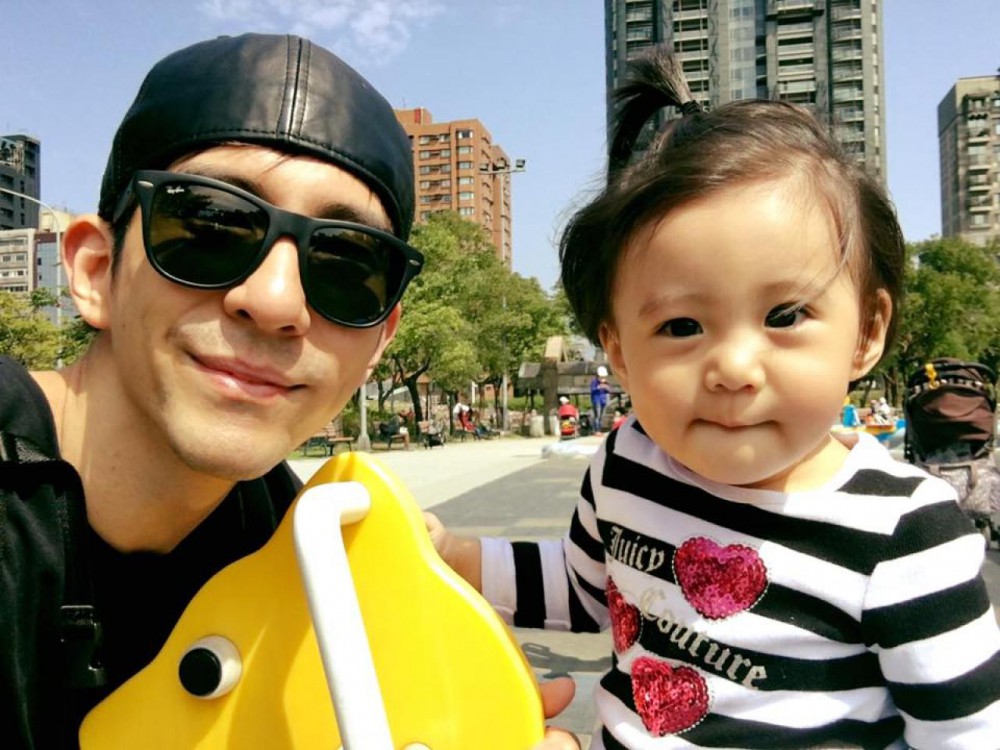修杰楷和女兒咘咘