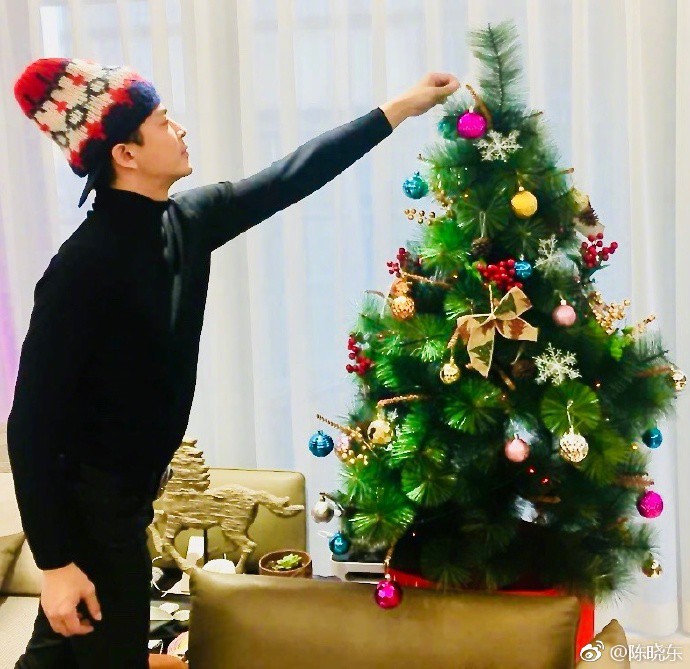 677adefbly1fml2ox0o1dj20lt0l5wid