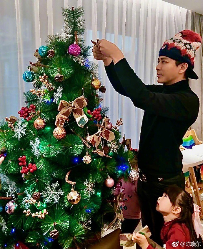 677adefbly1fml2p47a7wj20rv0y5n9w