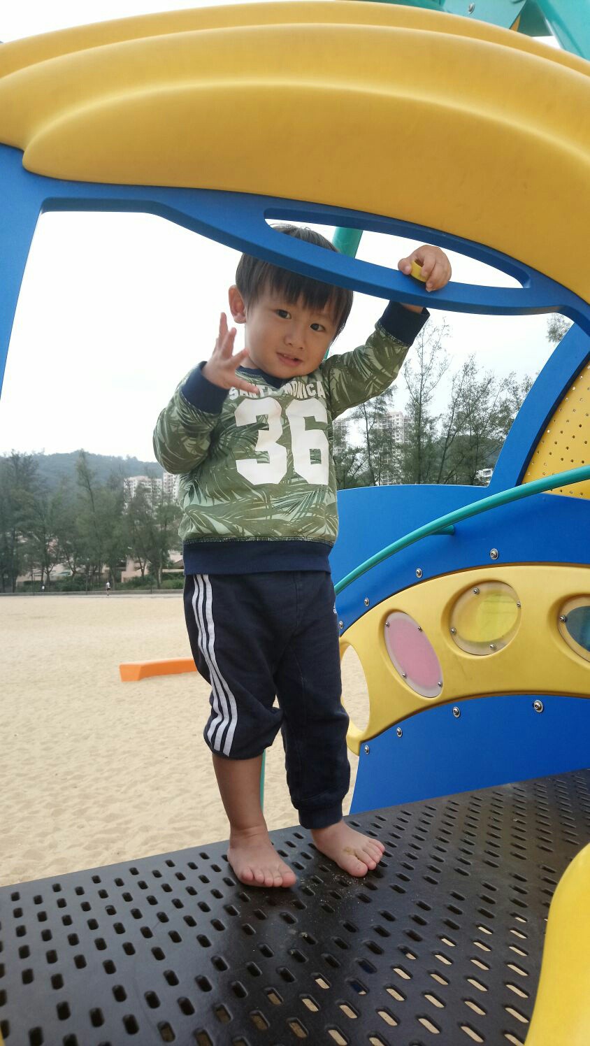 c6832c94-90f4-4af0-bf0a-5a4aed8e9549