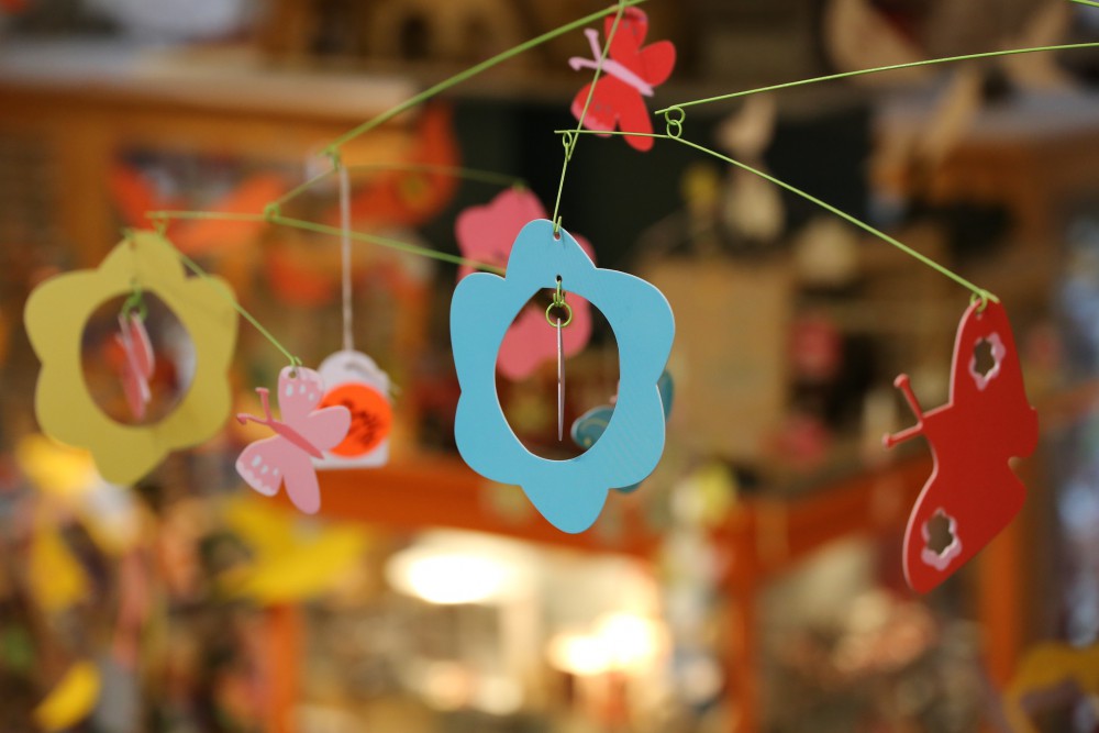 crib-mobile-2654734_1920