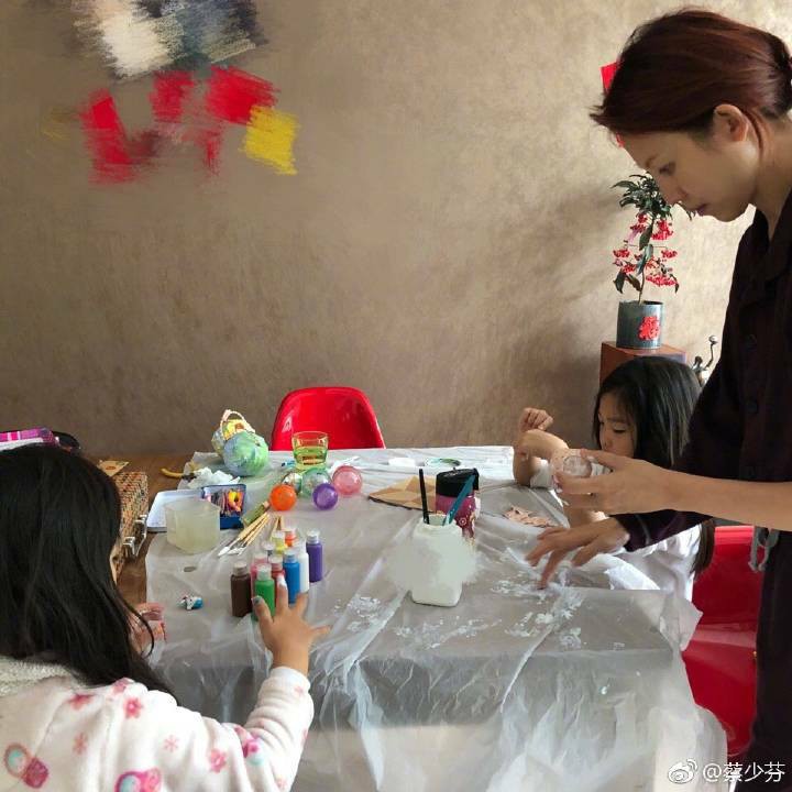 28168334_1803223469699562_3205672445234331863_n