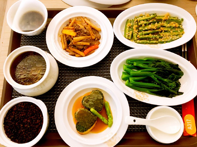 49df41a7gy1fmwjbp40hnj21w01ezb2e