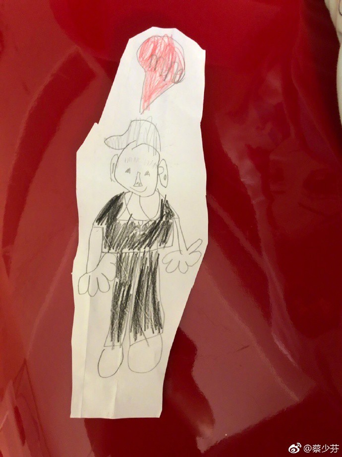 4c0aec55gy1fp28nxd8fhj20qo0zkwiw