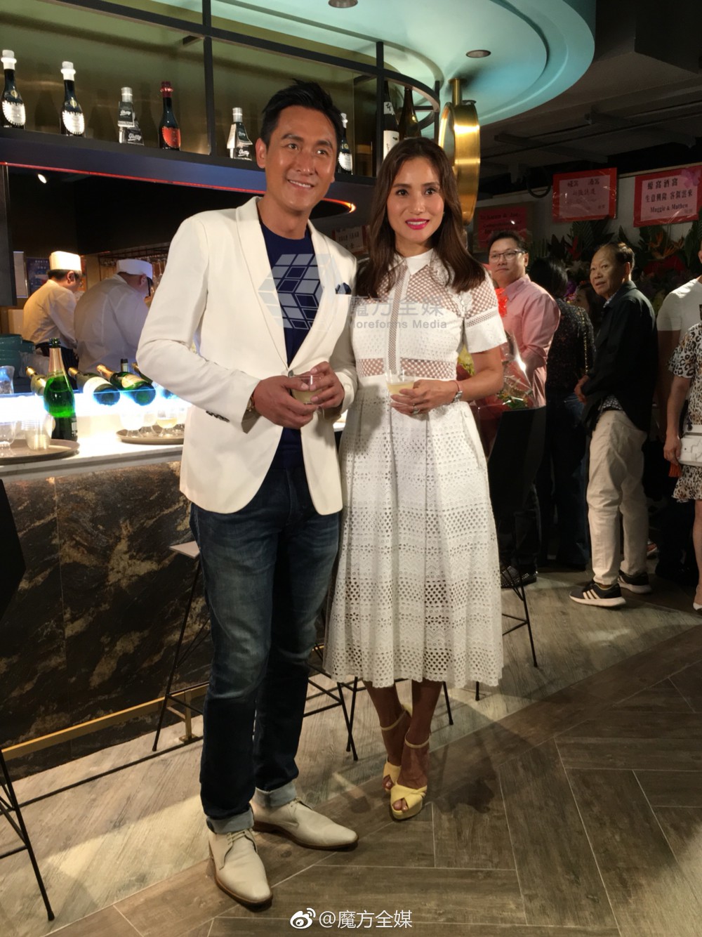 67331a6bgy1fhlpnsyq5zj22bz340kjl