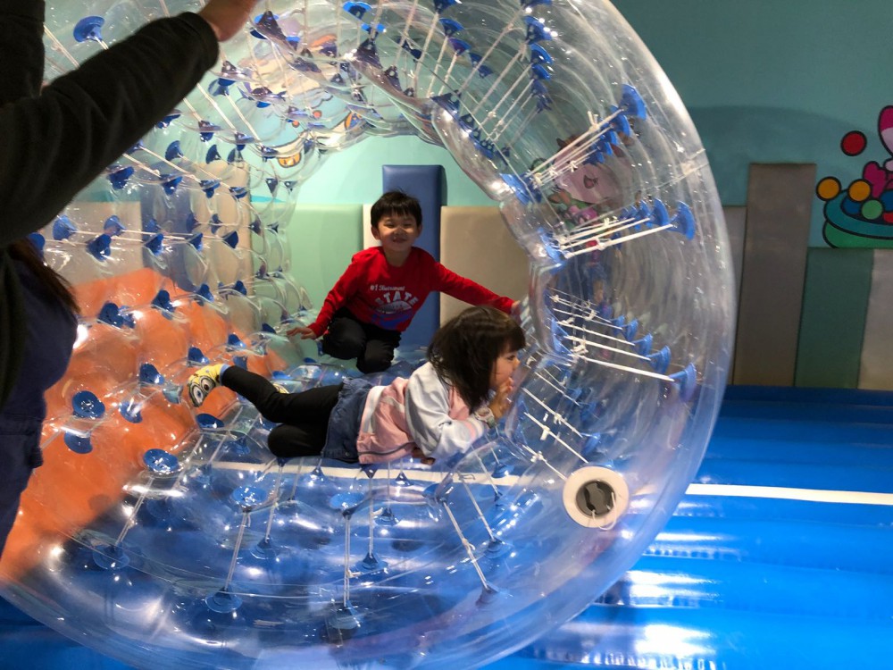 886a87fb-0318-4e6c-bf64-eec6c7c78f19