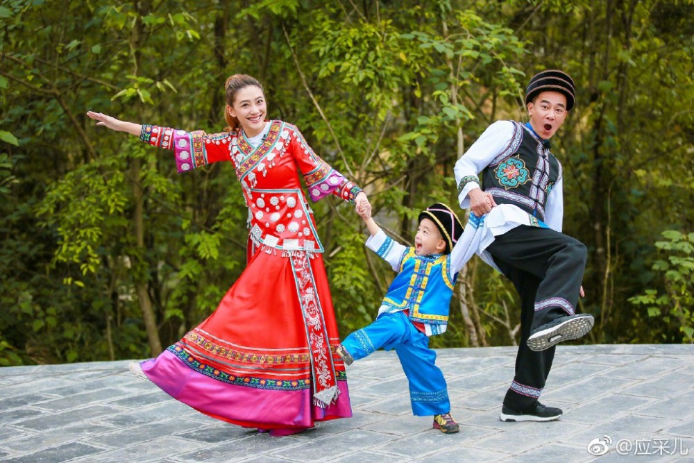 4ab6c391gy1flgj62ar2xj21400qonb2