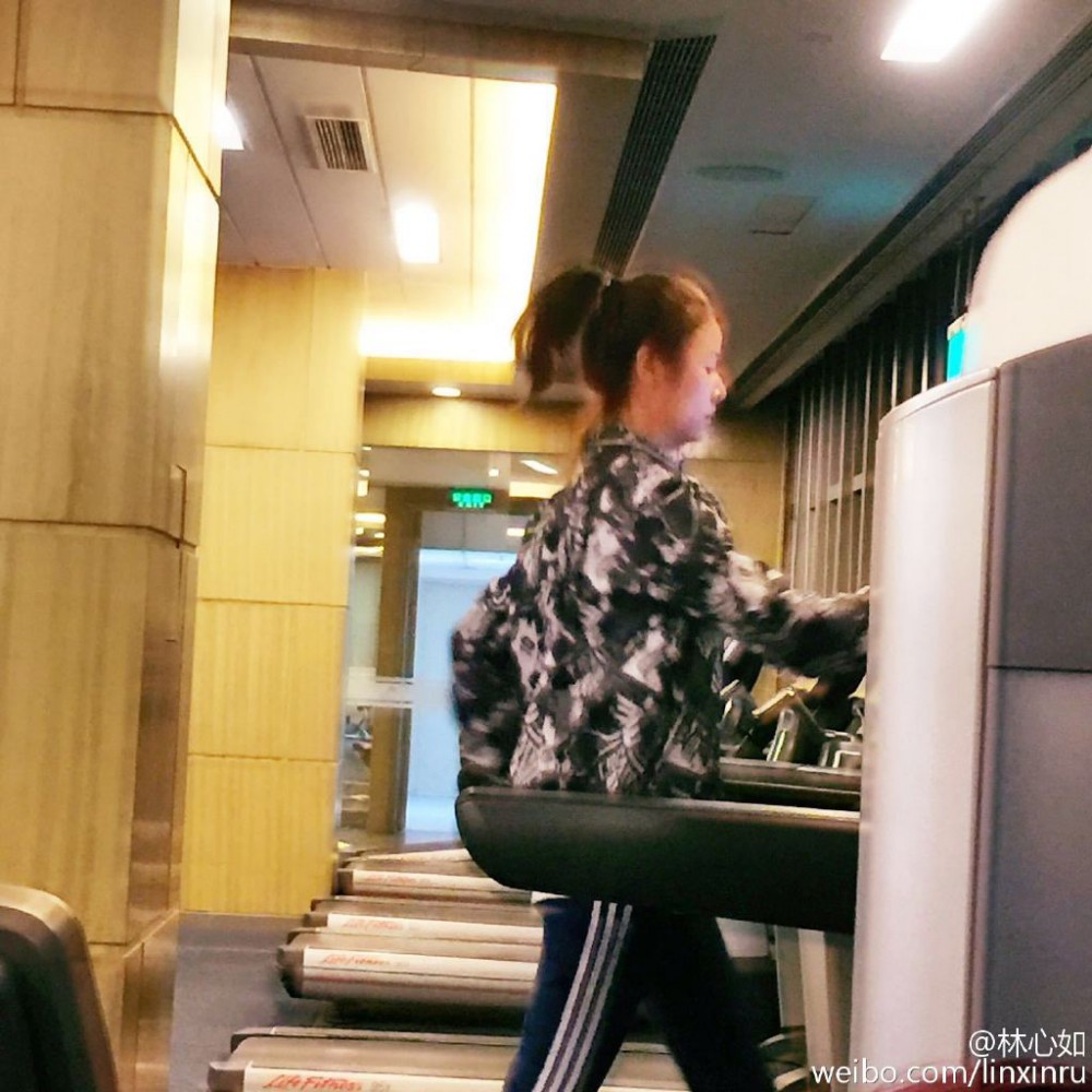 48f122e6jw1f0l7wbtantj218g18g44r