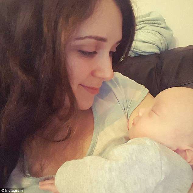 4BF7D96100000578-5702975-image-a-22_1525773038053