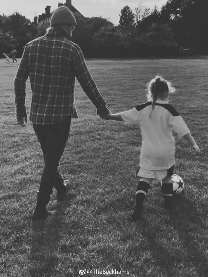 cbead852gy1fr8qgvw5s6j21e01uodvb