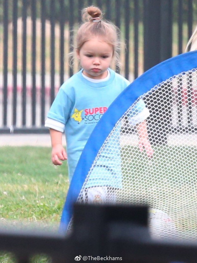 cbead852gy1fr8qgyuvzdj20yi1a0dpw