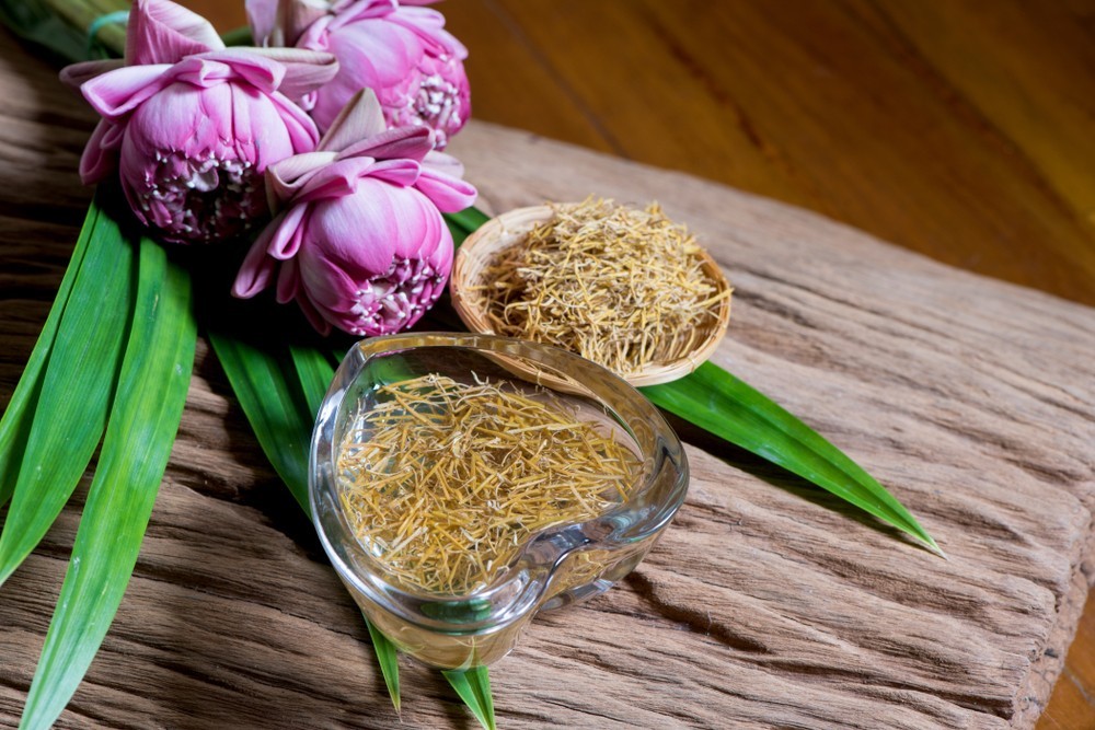 白蓮鬚雞蛋糖水