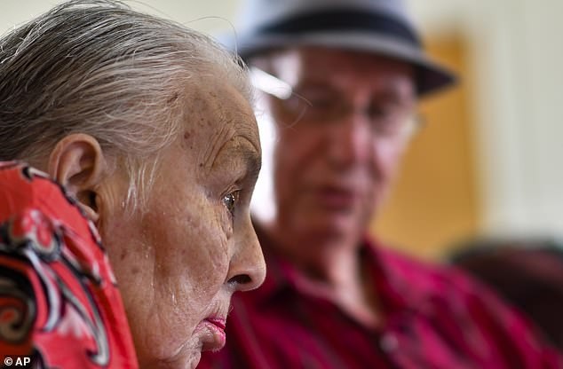 7555916-6504343-image-a-25_1545115063860