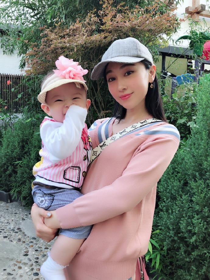 46273225_228725851181762_8167750181660393472_n