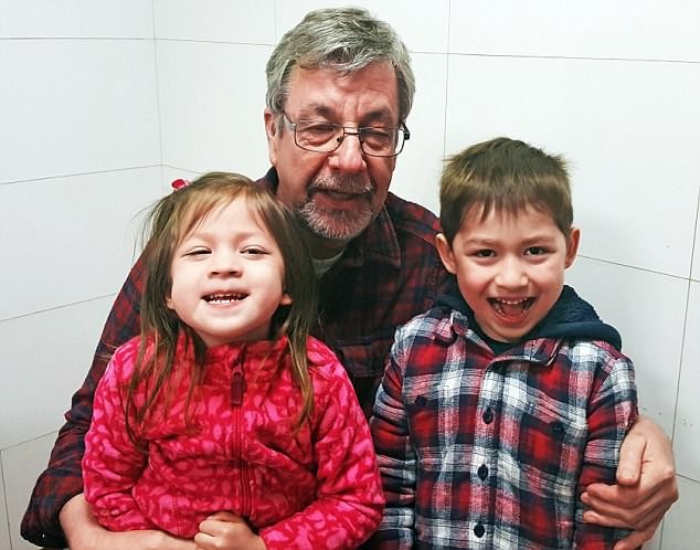 4B67D50600000578-5642515-image-m-4_1524344158886