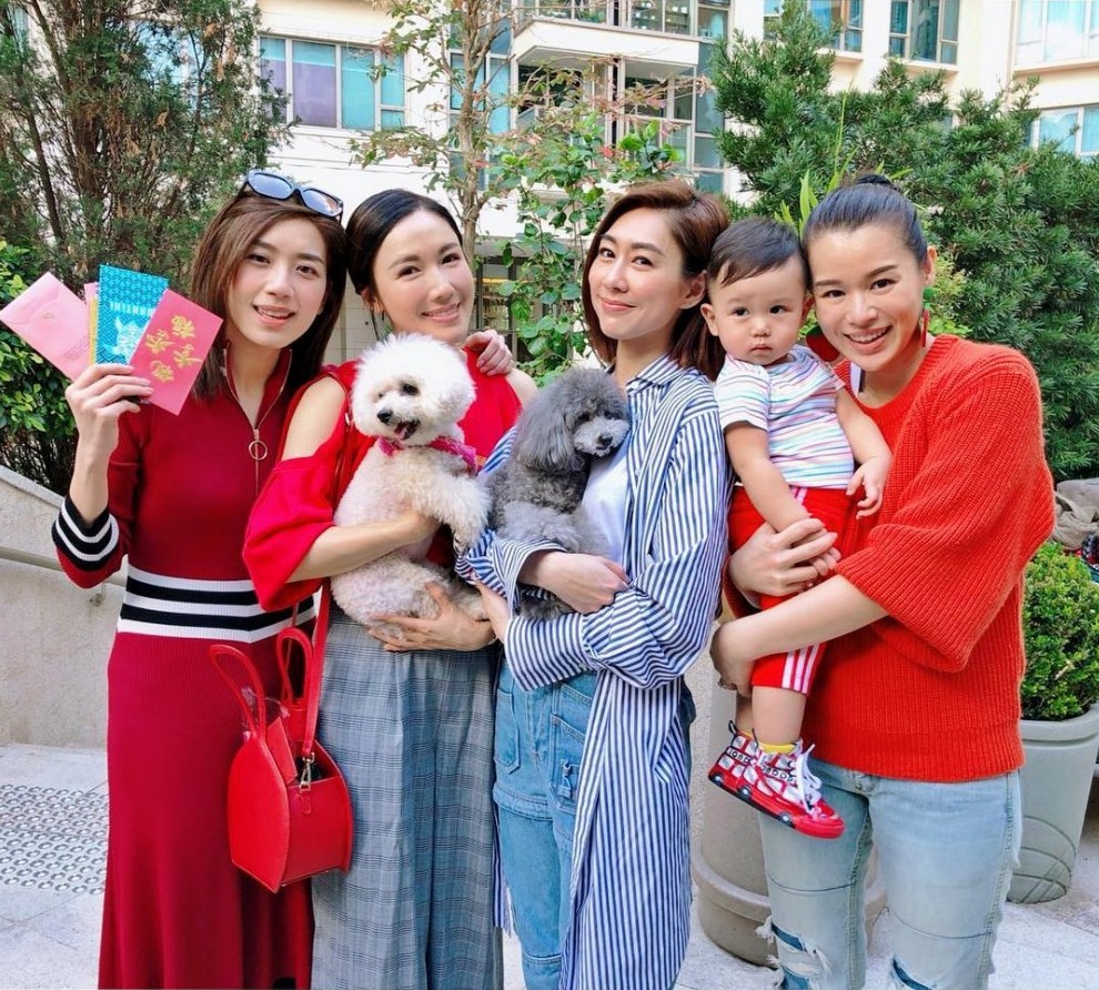 selenaleelalee_50809199_355283081727542_2263005769883890166_n