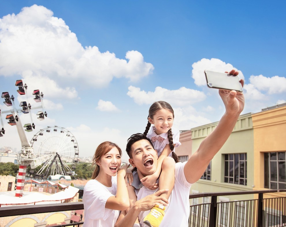 有家長上網發問,請假去旅行有甚麼問題?