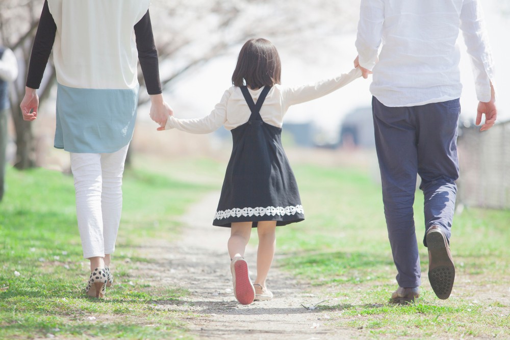過度保護孩子，難以獨立生活。