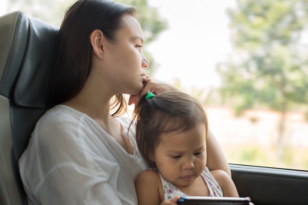 家長盡量不要讓小朋友過度使用電子產品。