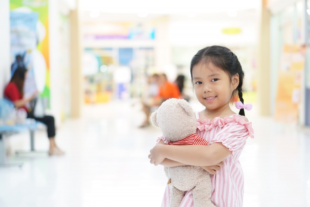 玩具的作用是給予孩子安全感，有助安撫他們的負面情緒