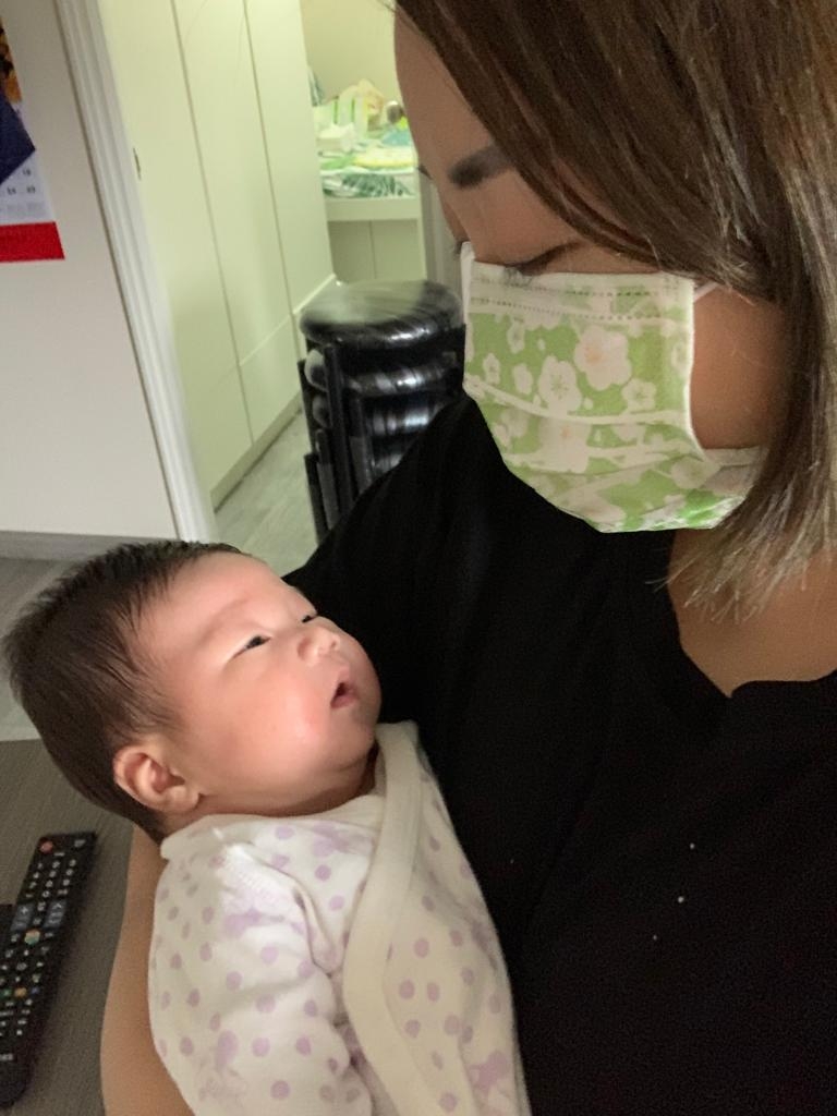 也很重要，抱得BB舒服，BB自然很容易入睡