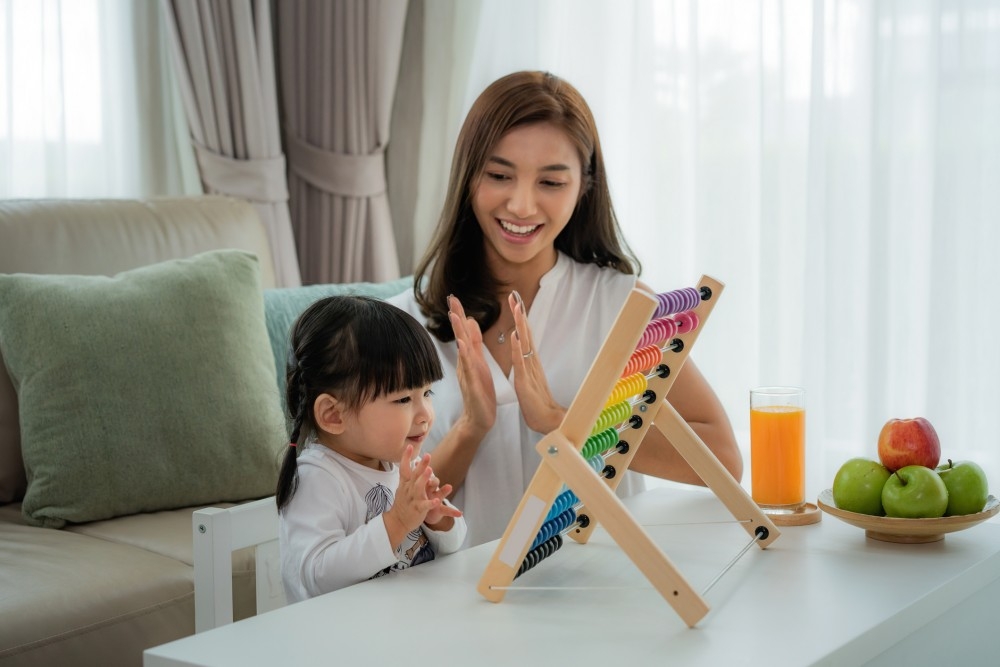 肯定孩子的努力,稱讚他們沒有因爲困難而放棄