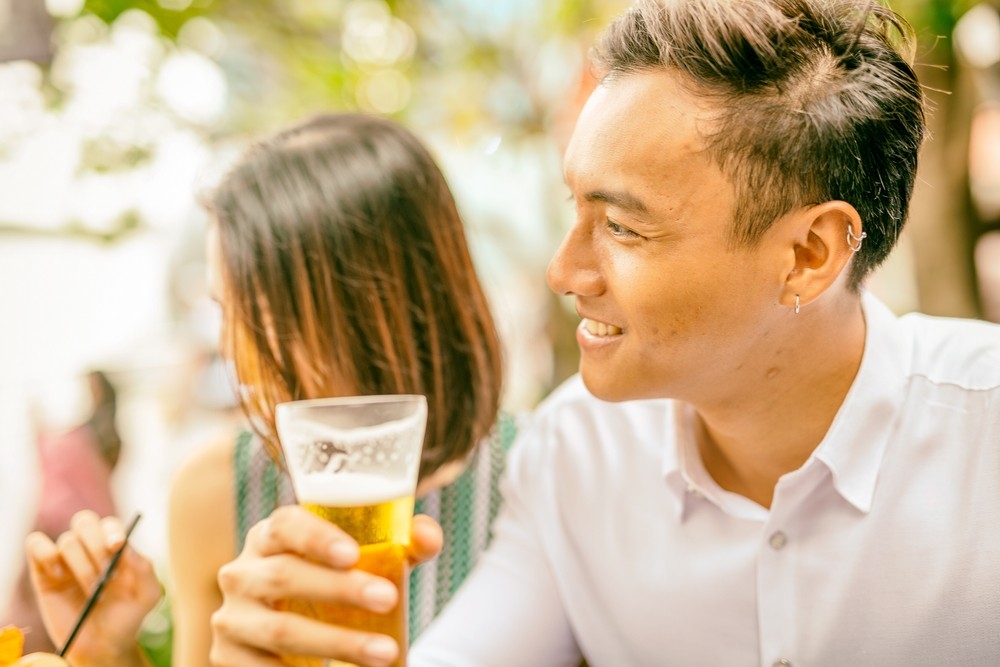 有酗酒、抽煙等不良習慣的夫妻建議進行生育檢查