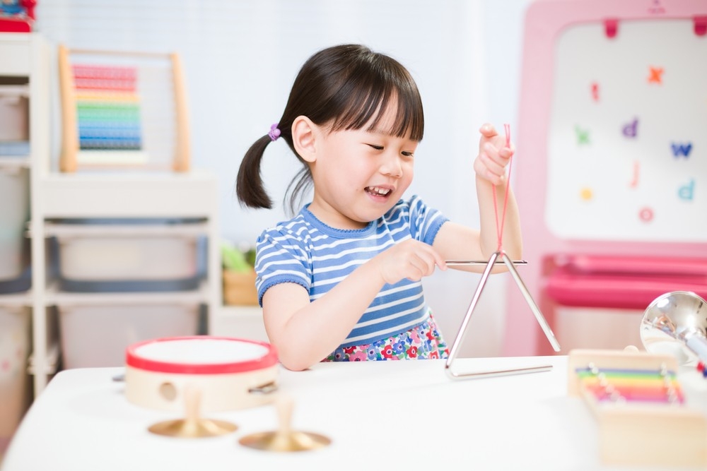 學習音樂或樂器的小朋友會為了達成目標而養成規律的練習紀律