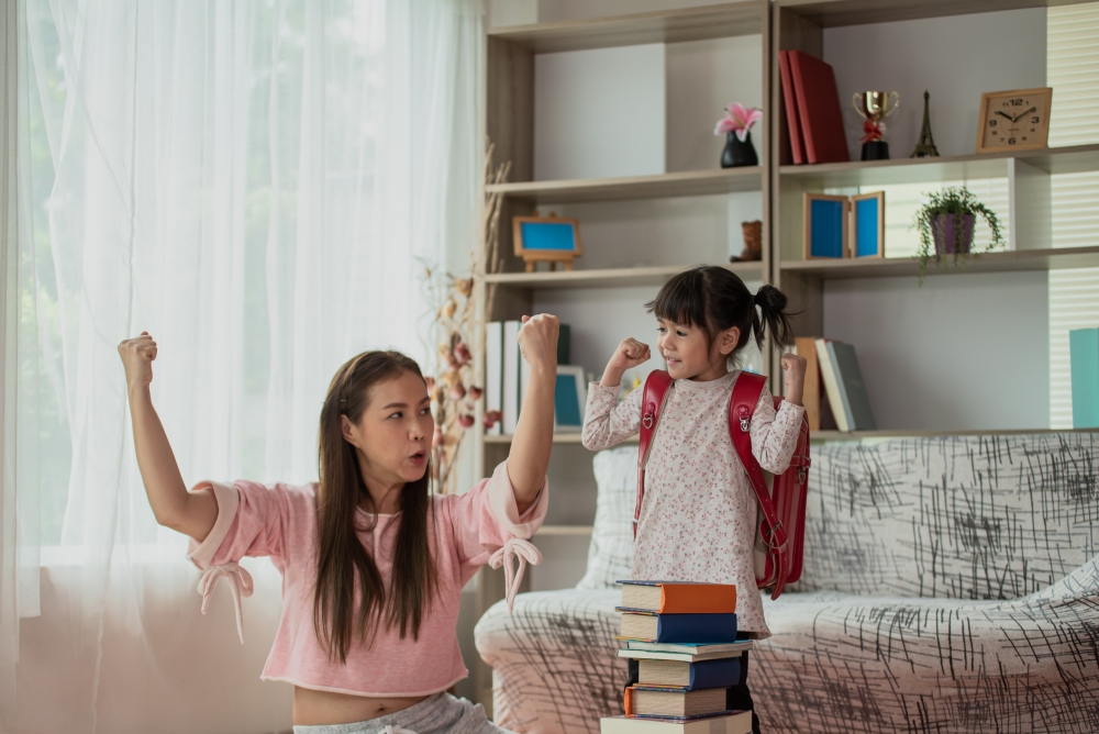 申請者年齡需在翌年九月開課時，年滿五歲八個月至七歲