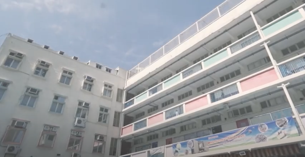 有意報讀崇真小學暨幼稚園小學部的學生， 需準備近期的評估報告或成績表