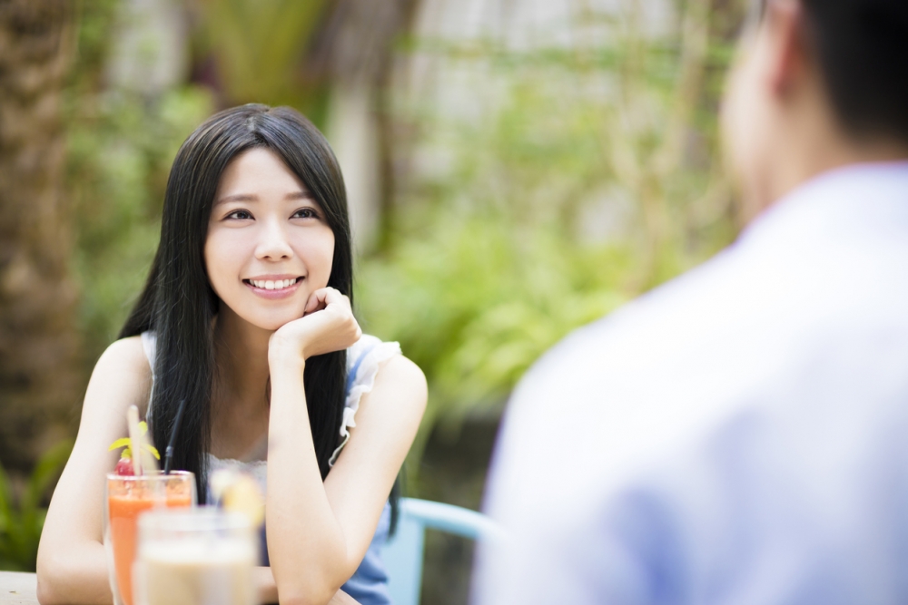 她覺得這間餐廳東西很好吃時,老公婚前會說:「那下次我們再來吃好不好?」