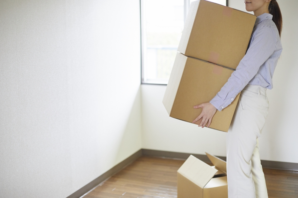 切勿踎低、爬高或拿重物，容易令子宮下垂