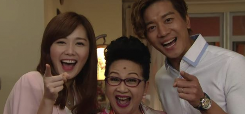 奶奶主動出錢讓新抱安心舒適地坐月，並叫兒子包攬全部家務。