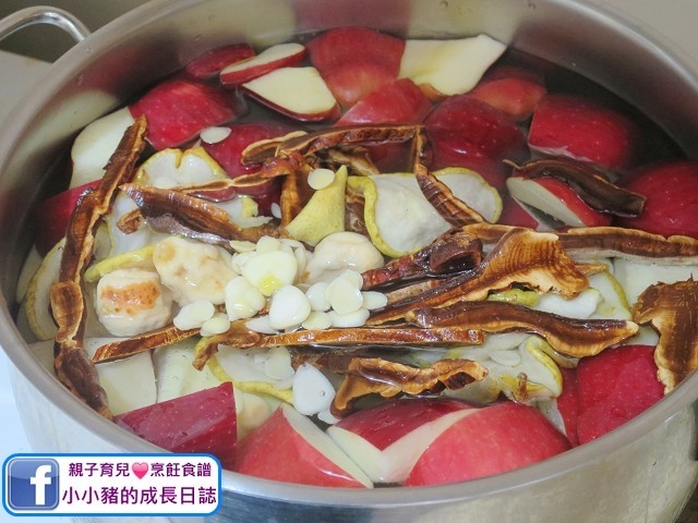 止咳平喘，改善食慾之蘋果雪梨靈芝茶適合秋冬季節飲用。