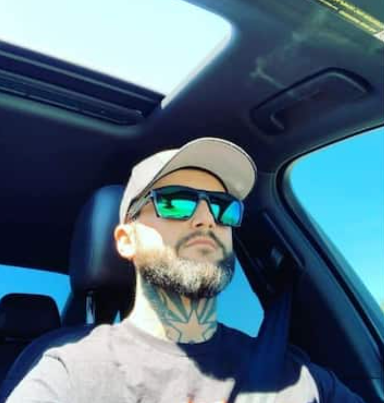 照顧初生嬰兒並不容易，家庭開支更是大大增加。