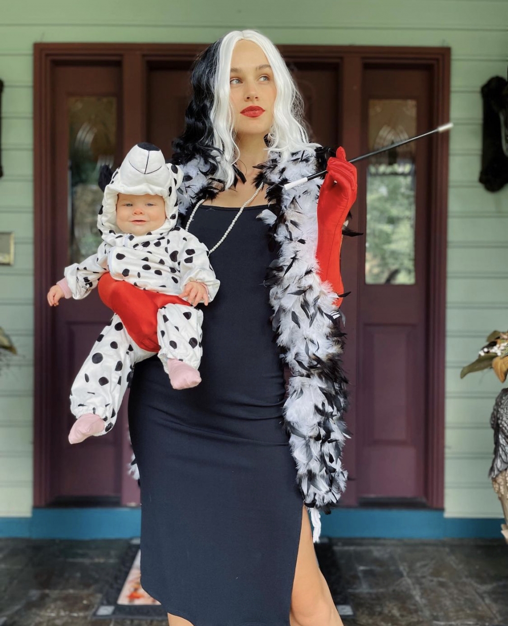 伴隨的谷奶脹痛亦只集中在一邊，不平衡的感覺令Abbie更感不適。