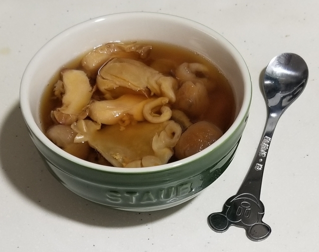 能夠滋補肝腎，適合腰膝酸軟、手腳冰冷及水腫的飲用！