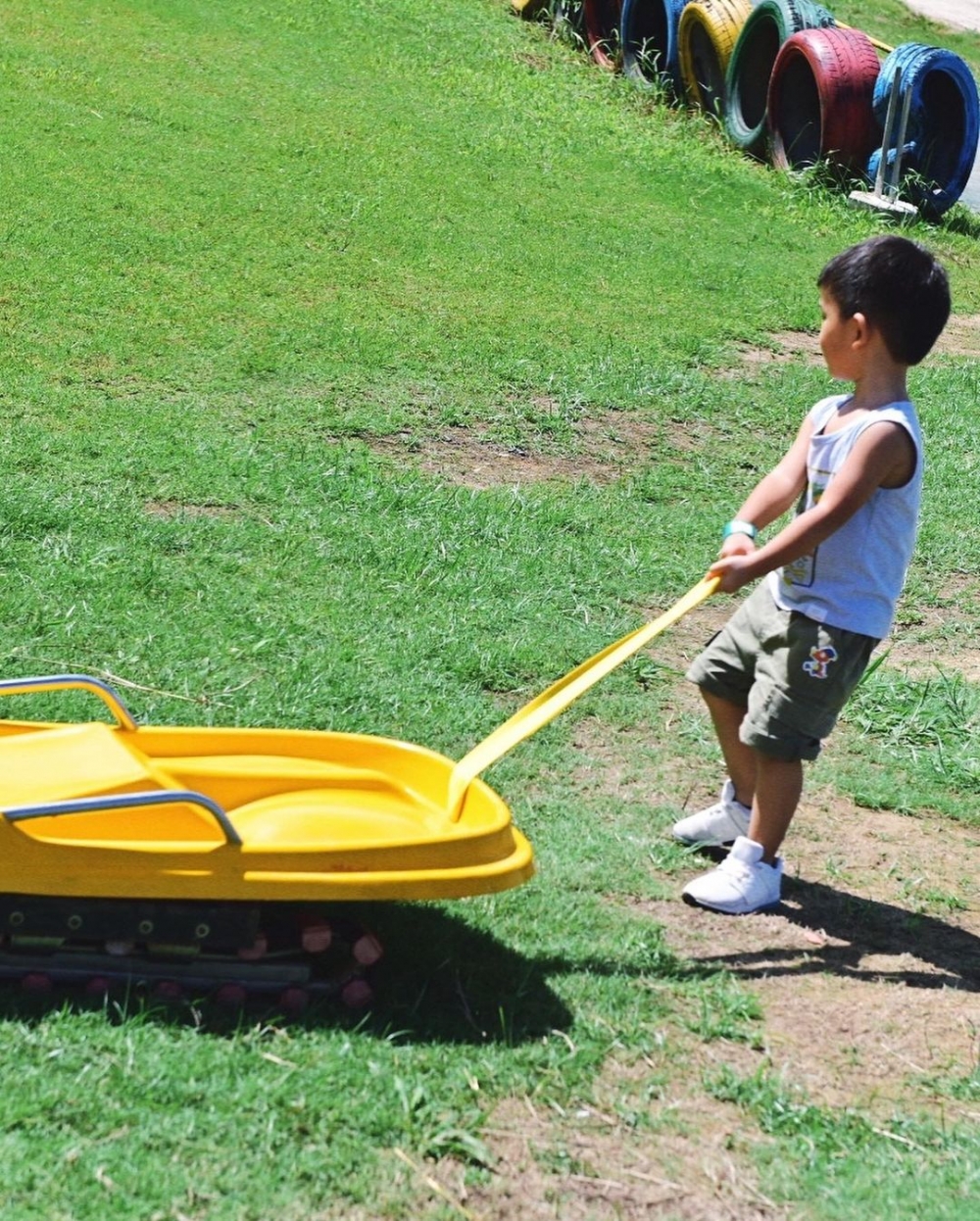 禾田喜山種植園的滑草坡道長70米。