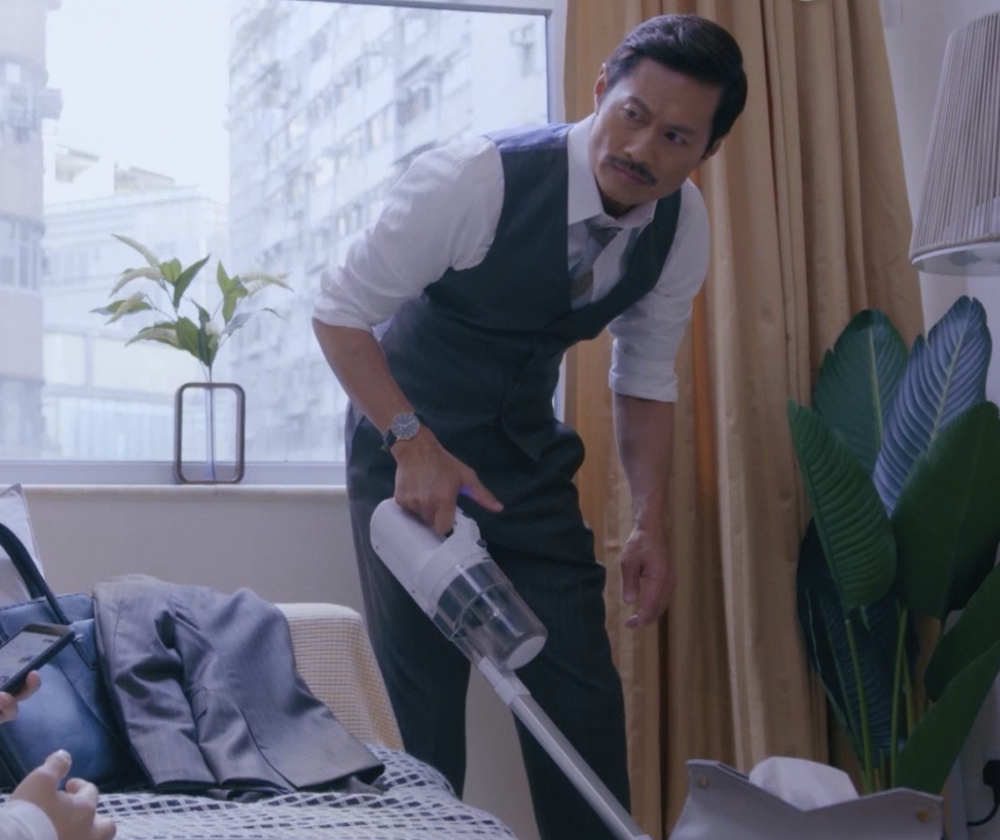 不少人妻及媽媽都擁有自己的事業，全職家庭主夫的比例亦有所上升。