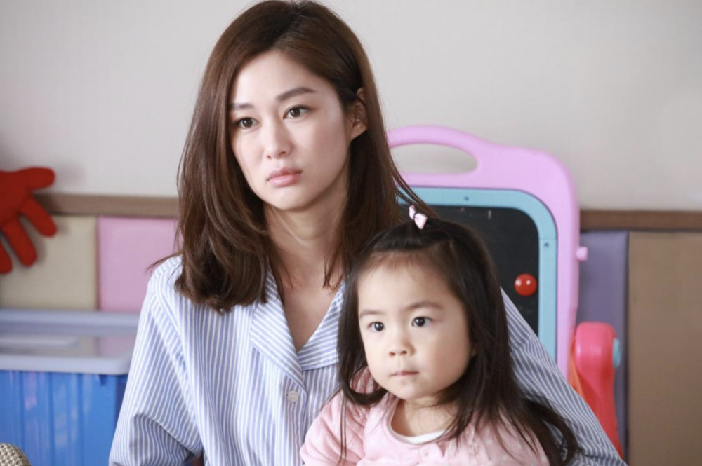 不少人存有重男輕女的傳統觀念，覺得女兒將來是外嫁女，是「蝕本貨」。